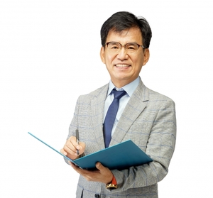 순천향대 정병웅 교수, 제50회 관광의 날 기념식서 '충남도지사 표창' 수상 - 뉴스 썸네일 이미지